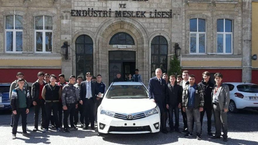 Toyota'dan mesleki teknik eğitime destek