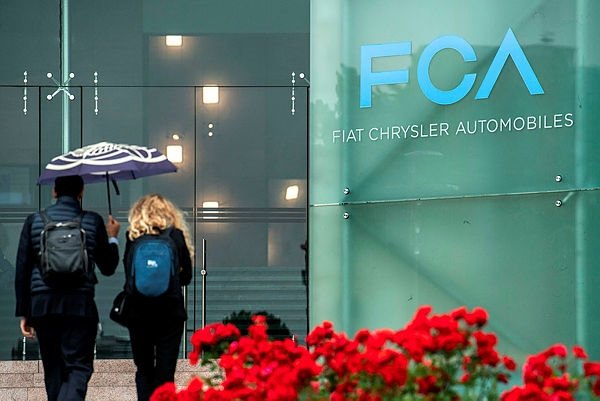 Fiat Chrysler ve PSA masaya oturdu