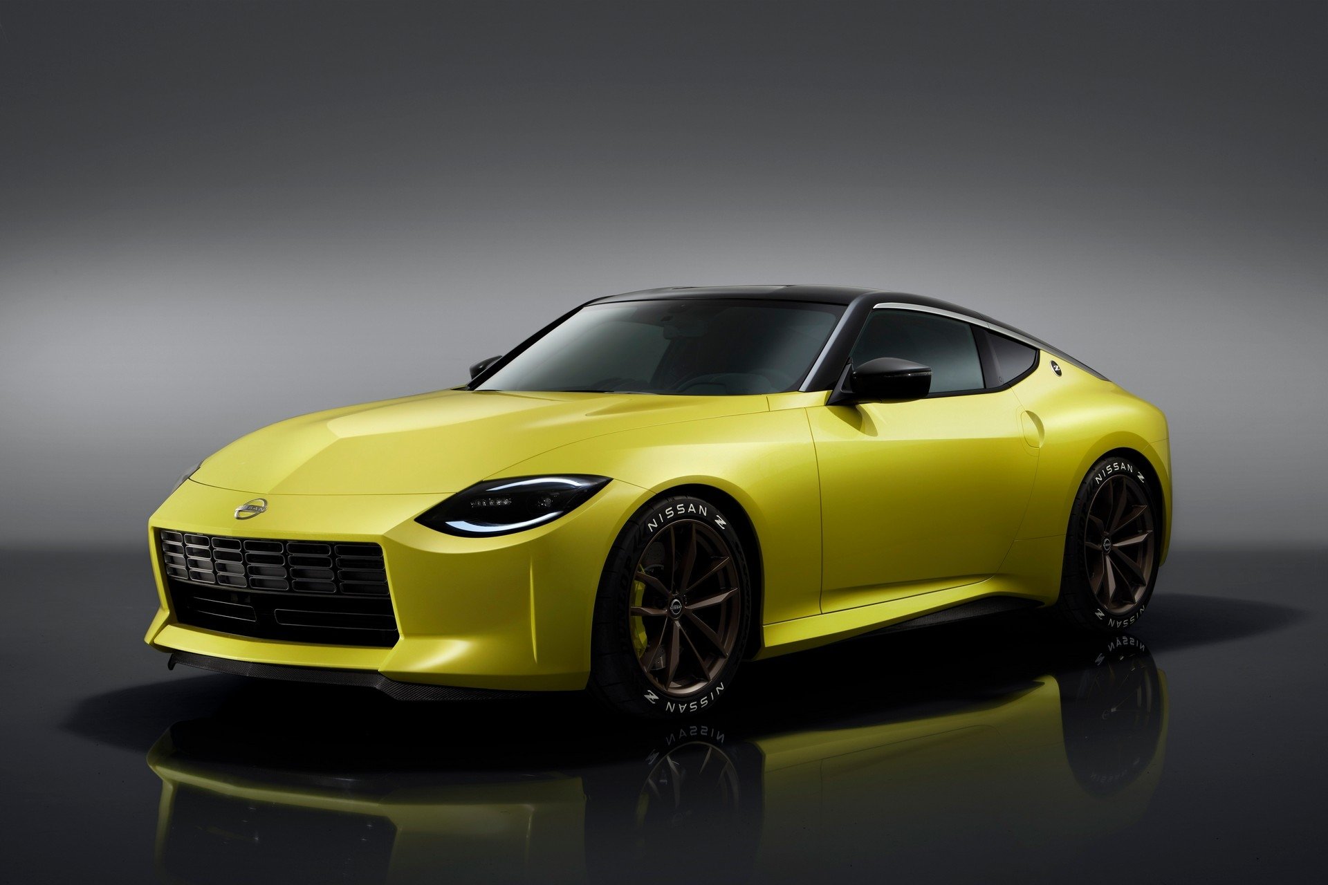 Yeni Nissan Z Coupe geliyor