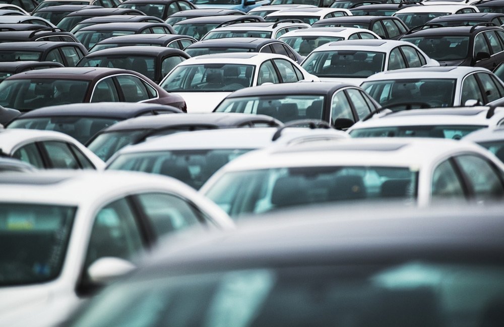 Japonya'da dizel ve benzinli araçların satışı yasaklanacak