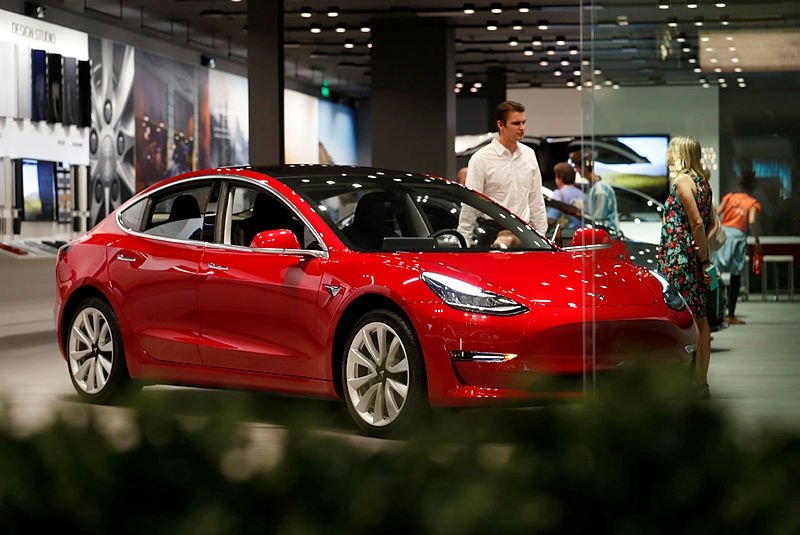 Tesla o modellerin tasarımını yenileyebilir