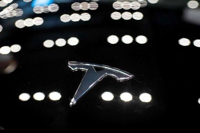 Tesla yeni fabrikası için hedef belirledi