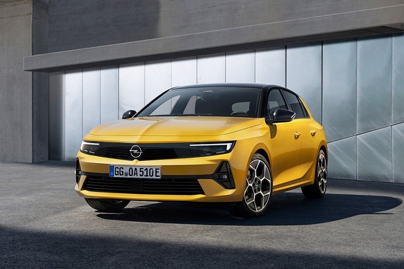 Yeni Opel Astra, Plug-in hibrit motor seçeneğiyle tanıtıldı