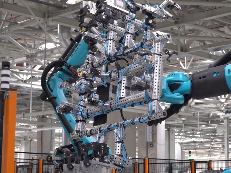 TOGG’un montaj hattı robotları, test edilmeye başladı