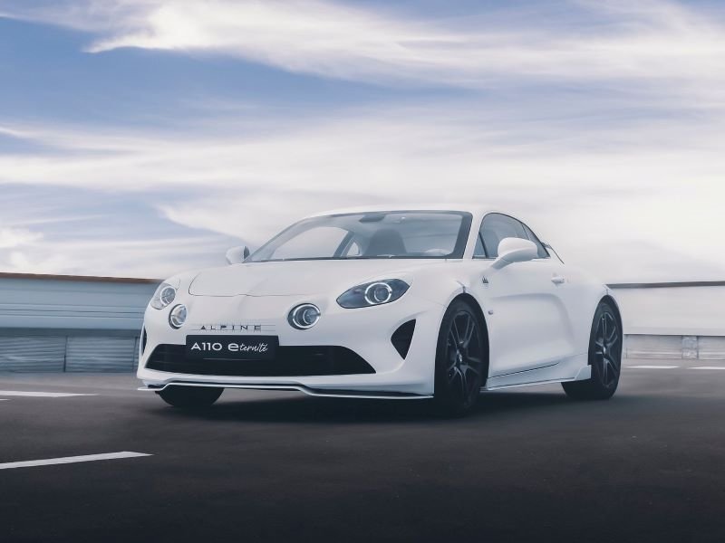 60'ncı yıla özel elektrikli Alpine