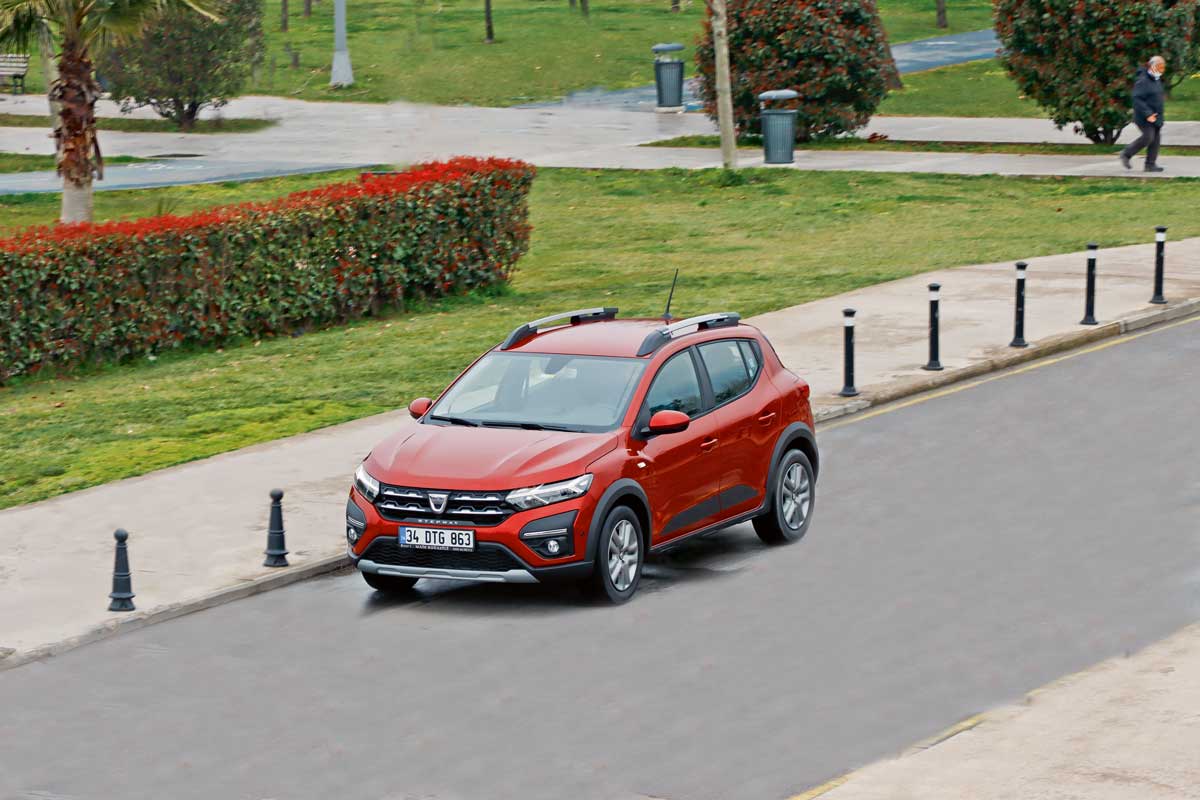 Crossover atağı Dacia Sandero Stepway