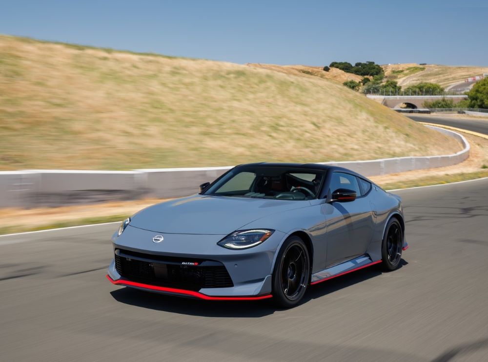 Beklenen otomobil Nissan Z Nismo tanıtıldı