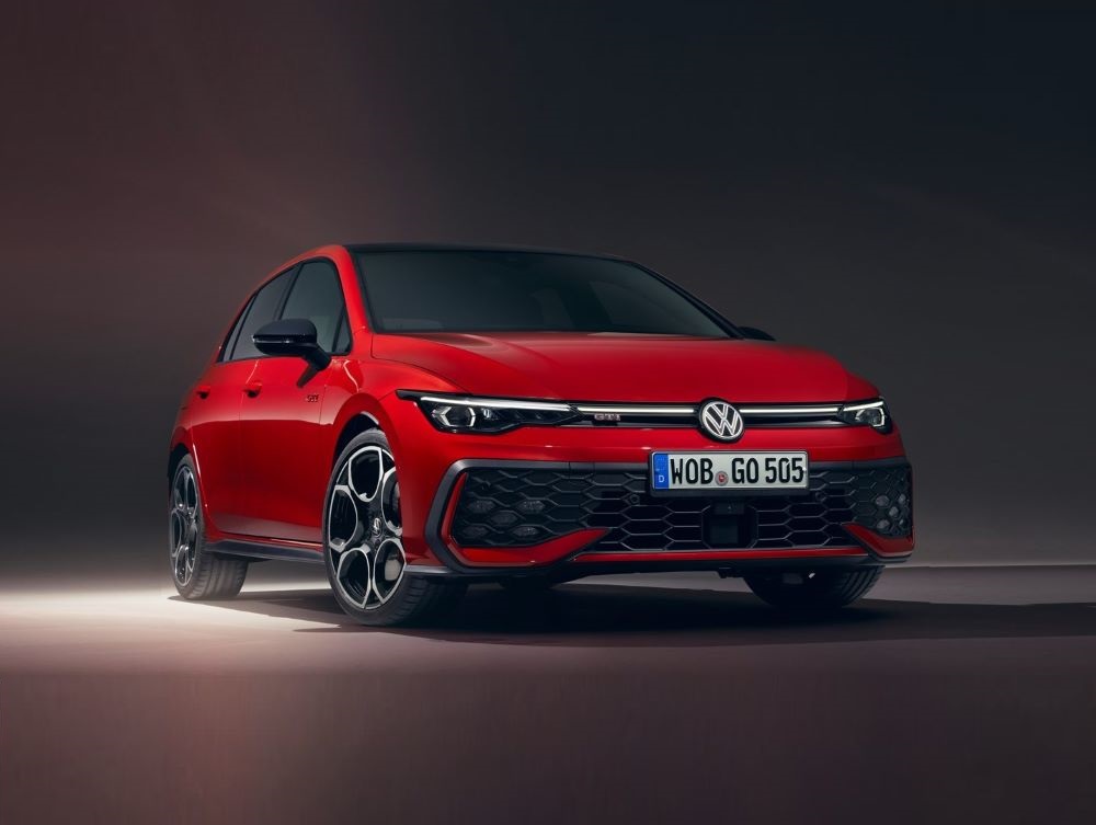 VW Golf makyajlandı