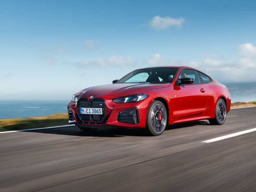 BMW 4 Serisi Coupe ve Cabrio Seçenekleri Makyajlandı