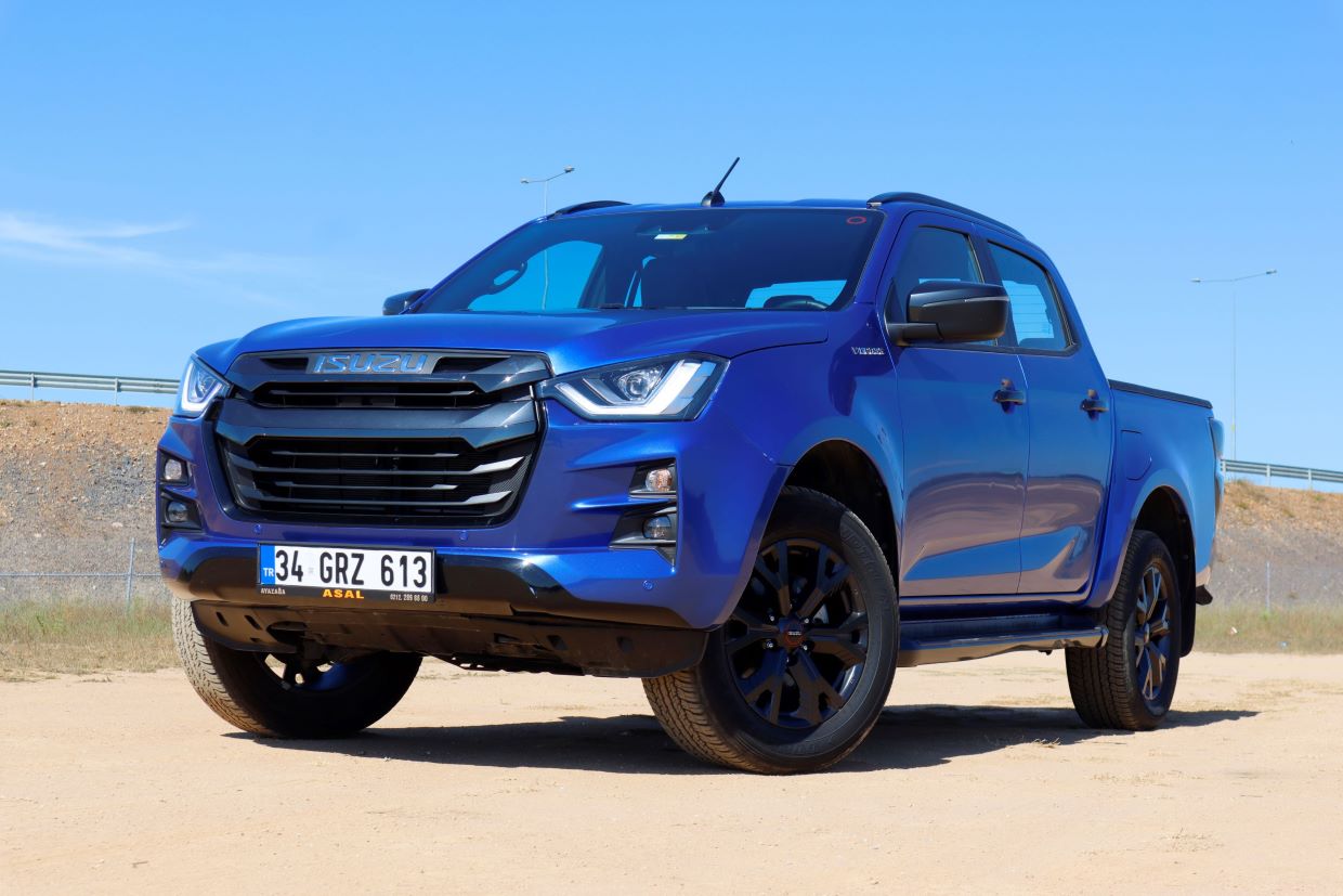 ISUZU D-MAX SUV GÜVENLİĞİ İLE GELİYOR